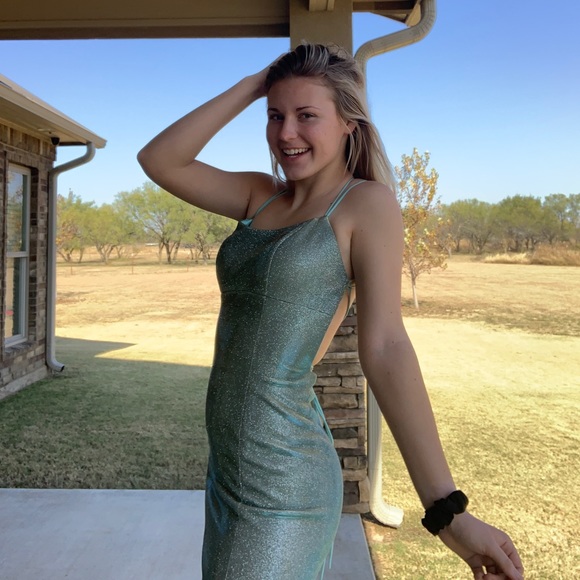 Sherri Hill Prom Dress - Picture 1 of 14